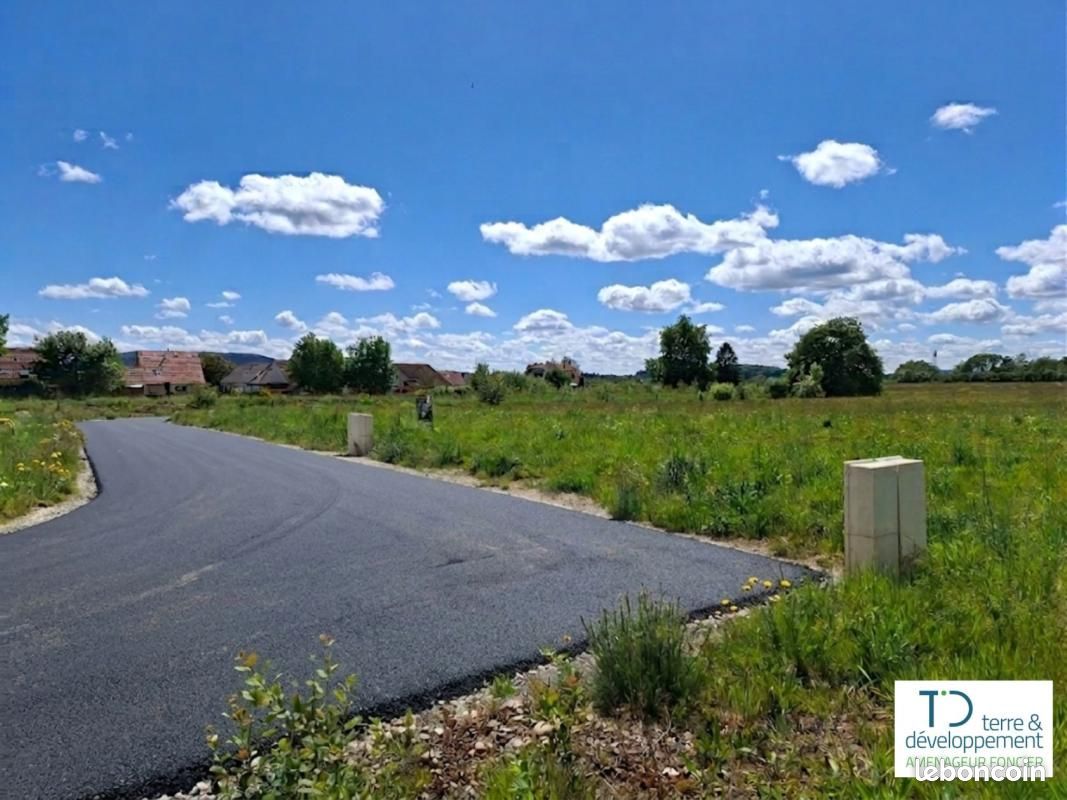 Terrain 438 m² Chaux · 39 420 €