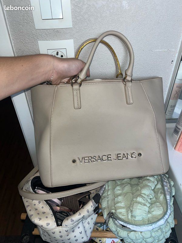 Sac Versace jeans (image 1)