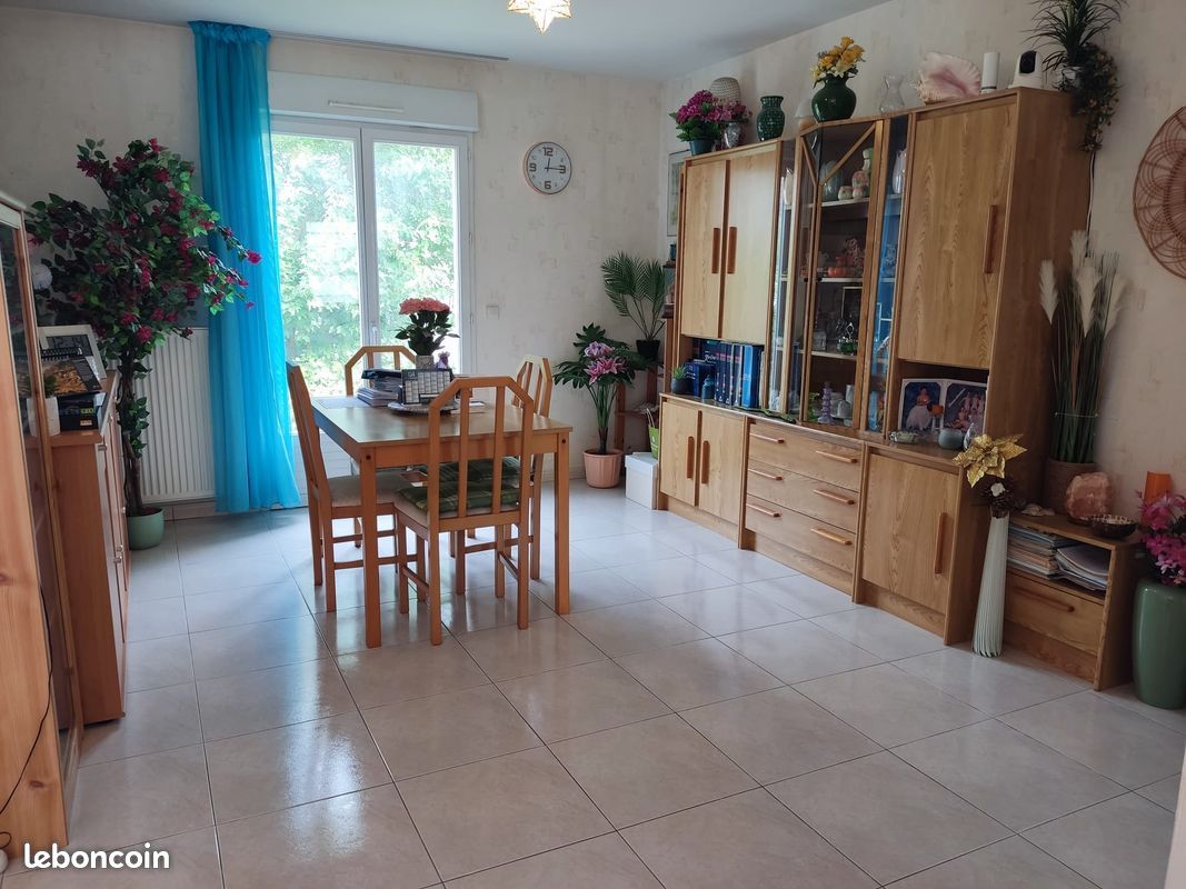 Maison 7 pièces 165 m² · à Ris-Orangis · 165 m² · 399 000 €