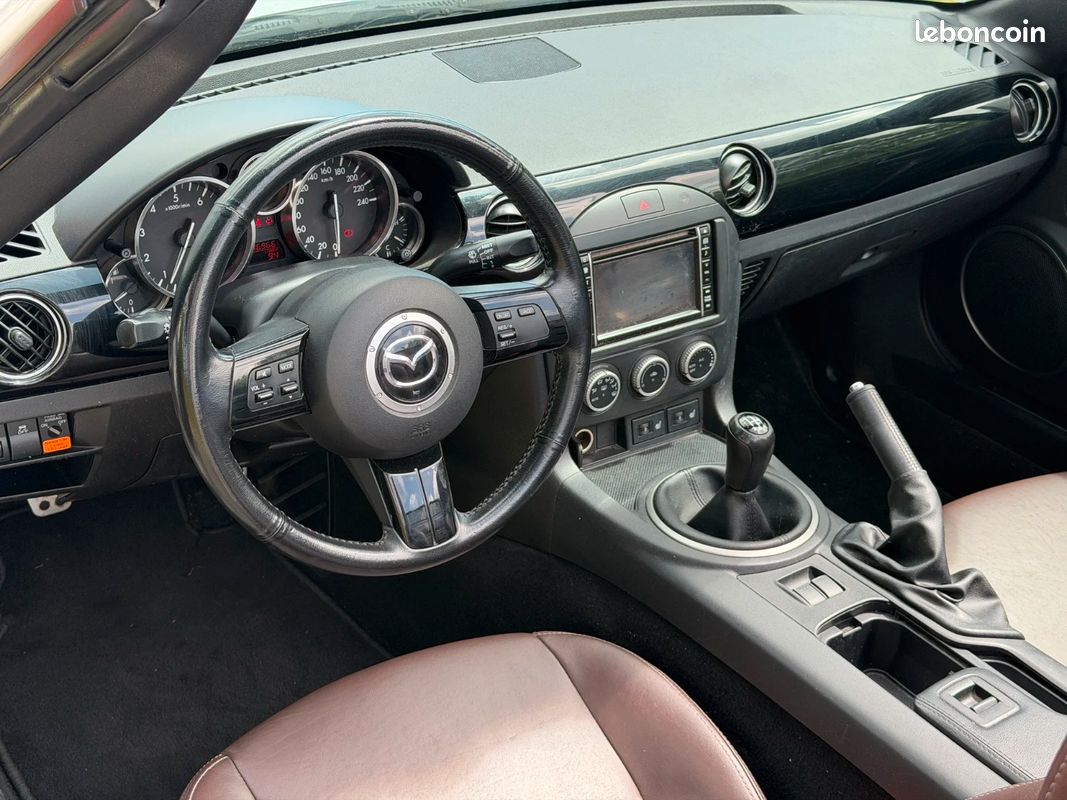 MAZDA MX-5 1.8 MZR Elegance Cuir (image 11)