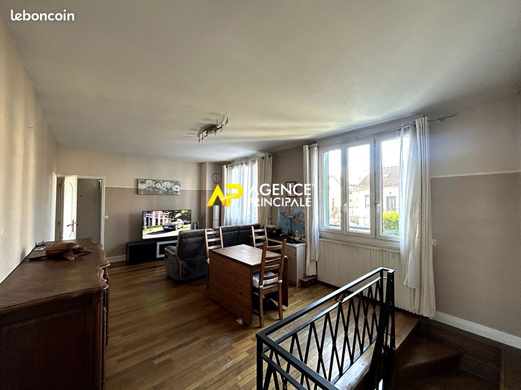 Maison 6 pièces 81 m² · à Bezons · 81 m² · 325 000 €