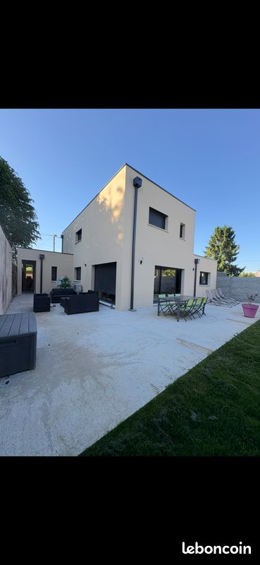 Maison 6 pièces 160 m² · à Le Mesnil-Esnard · 160 m² · 590 000 €