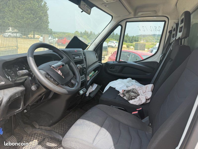 Iveco DAILY VI 35C14 Caisse Hayon (image 6)