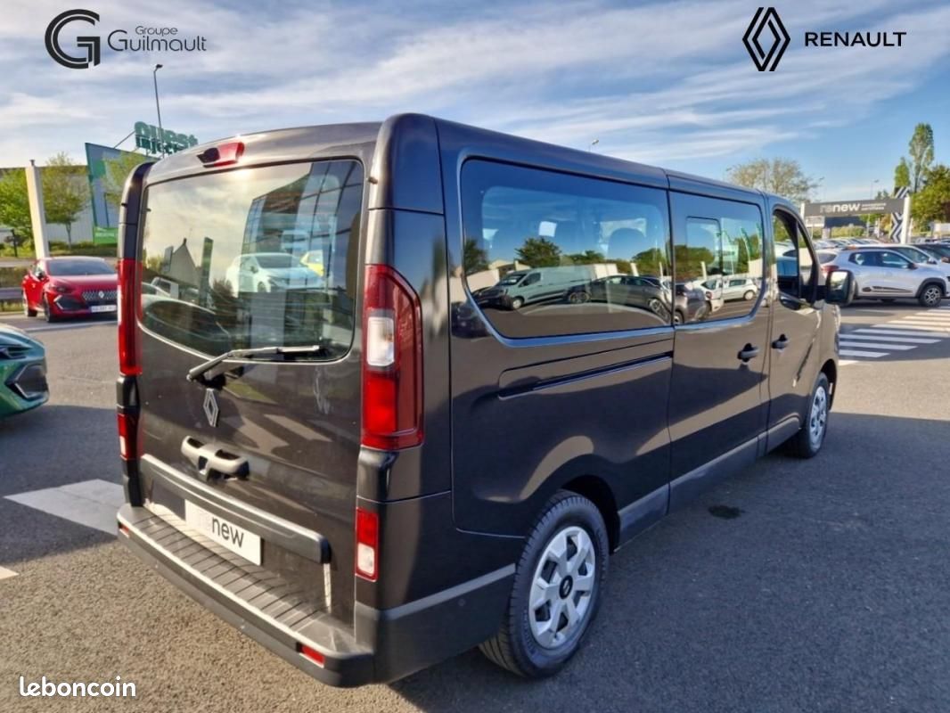 Renault Trafic Blue dCi 150 Grand Evolution (image 2)