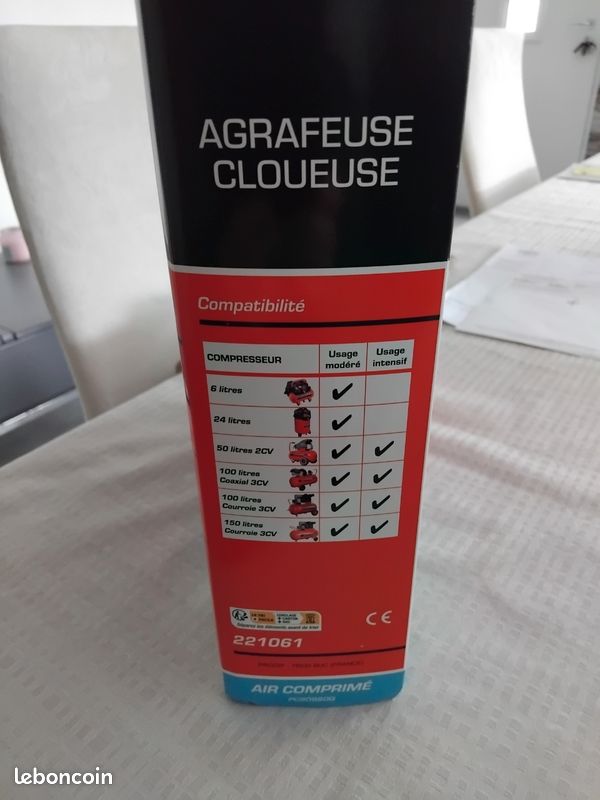 Cause double emploi, vendsCoffret Agrafeuse cloueuse (image 3)