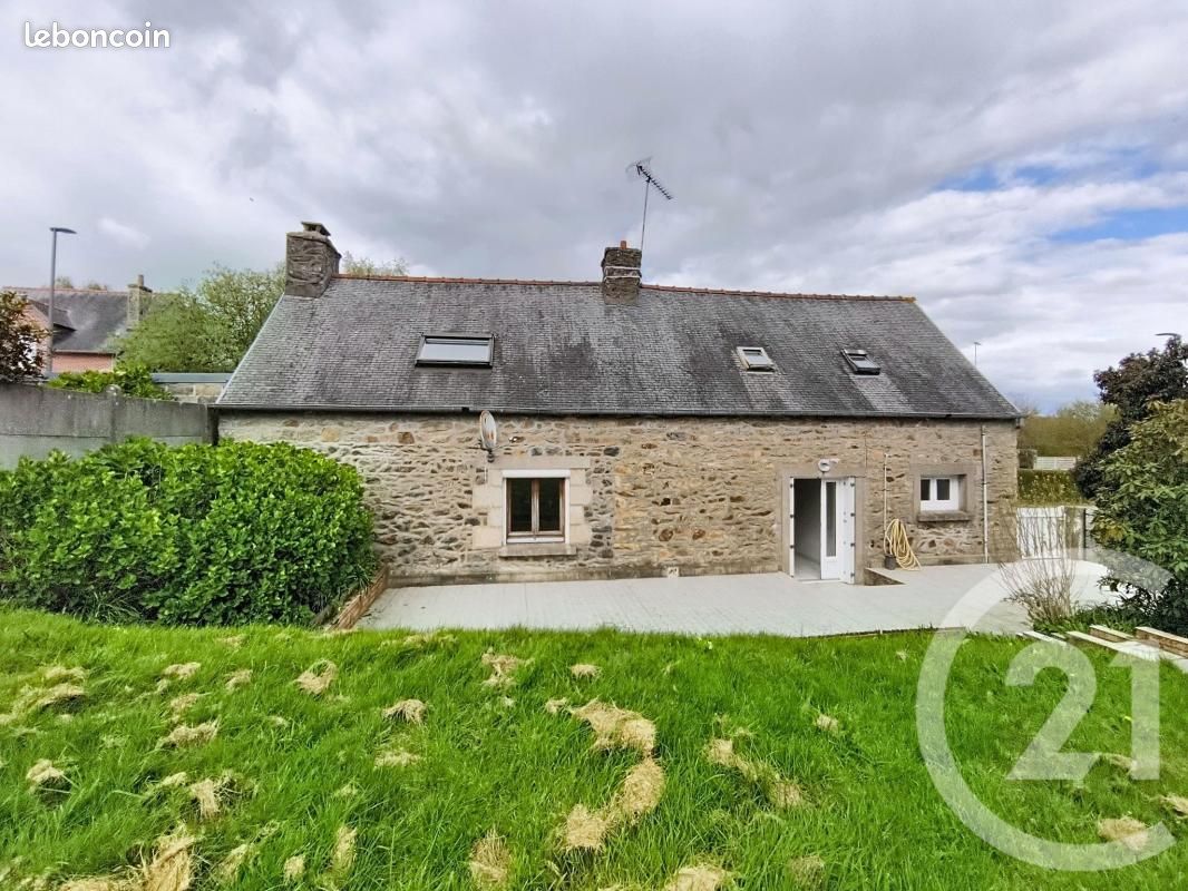 Maison 4 pièces 87 m² · à Bourbriac · 87 m² · 99 000 €