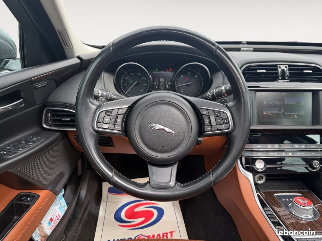 JAGUAR XE XE 2.0 D - 180 ch BVA Prestige (image 12)