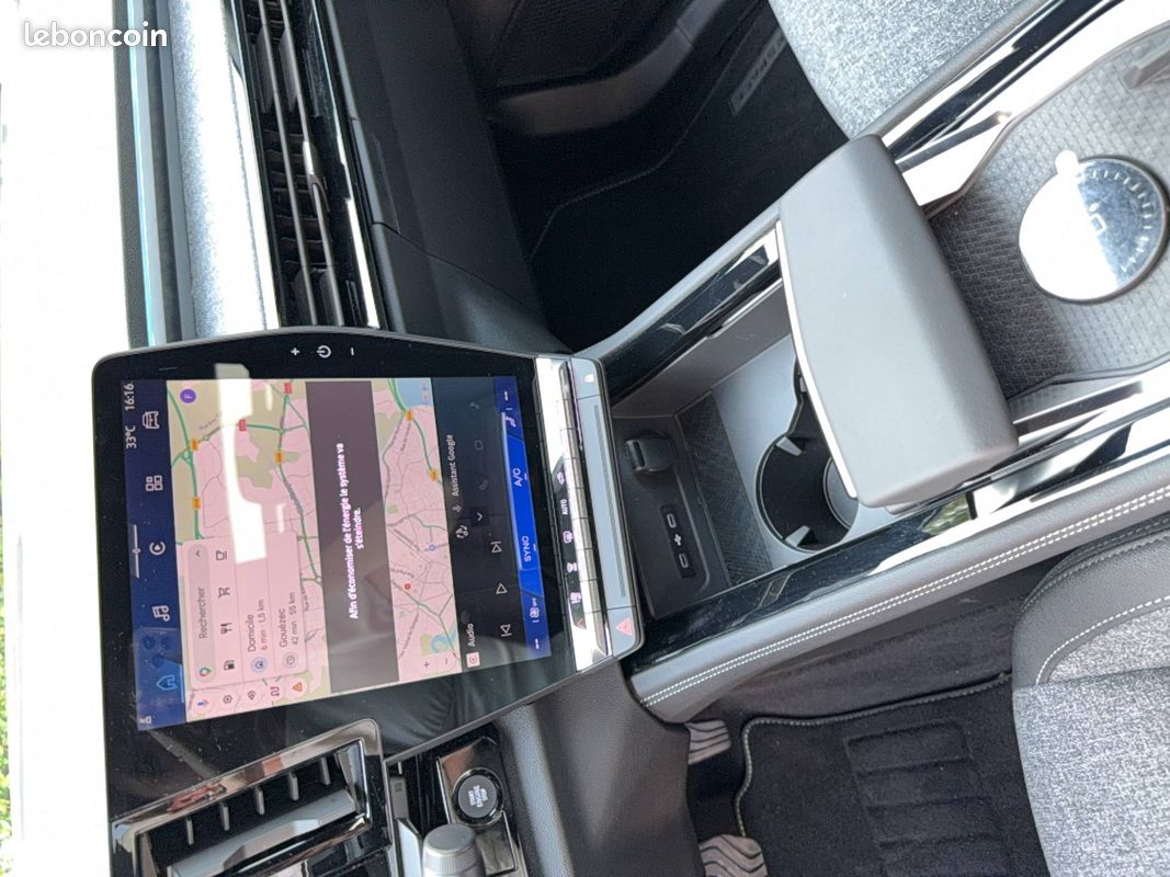 RENAULT Espace full hybrid E-Tech 200 ch 5pl Techno (image 11)