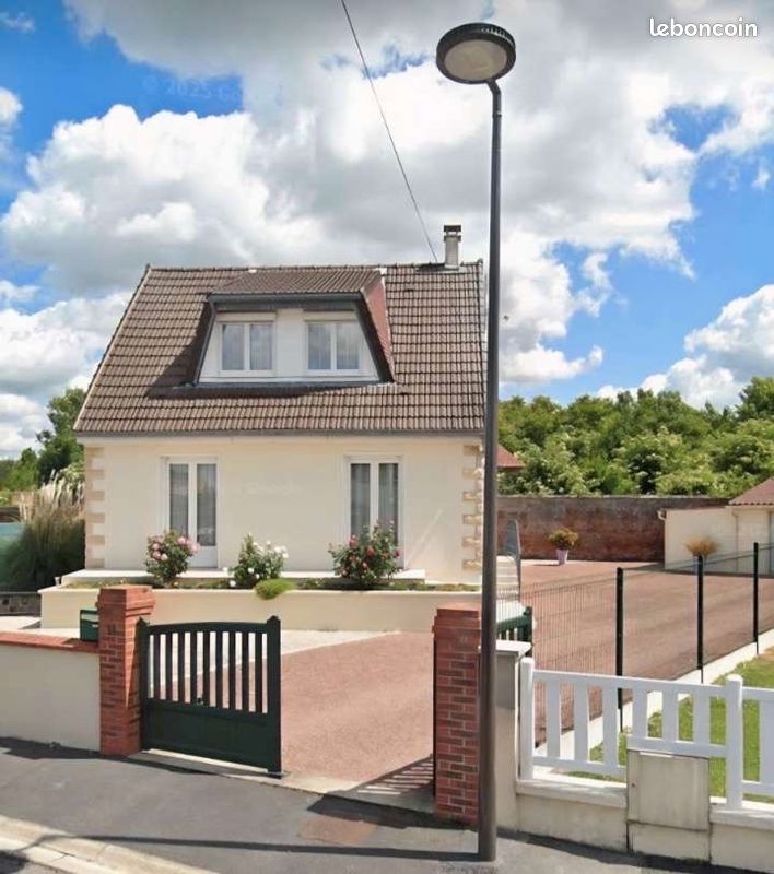 Maison 4 pièces 95 m² · à Ham · 95 m² · 905 €