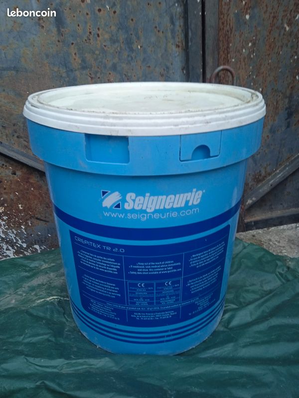 Vend sceaux de 25l de revêtement plastiques a l eau (image 2)