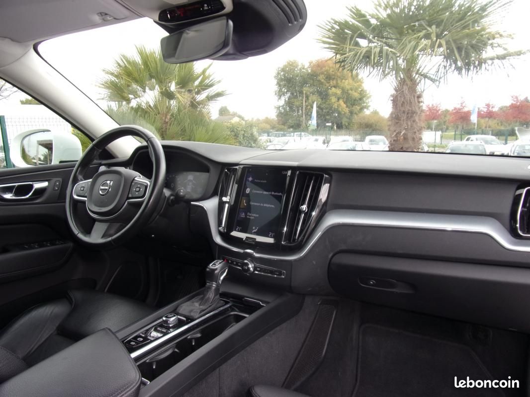 Volvo XC60 BUSINESS D4 190 ch AdBlue Geatronic 8 Executive TVA récupérable (image 9)