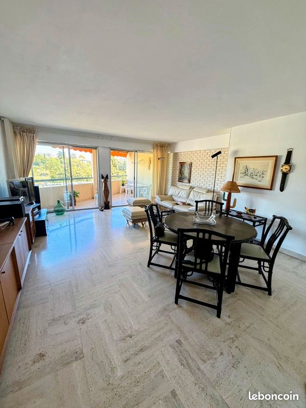 Appartement 4 pièces 97 m² · à Cagnes-sur-Mer · 97 m² · 450 000 €