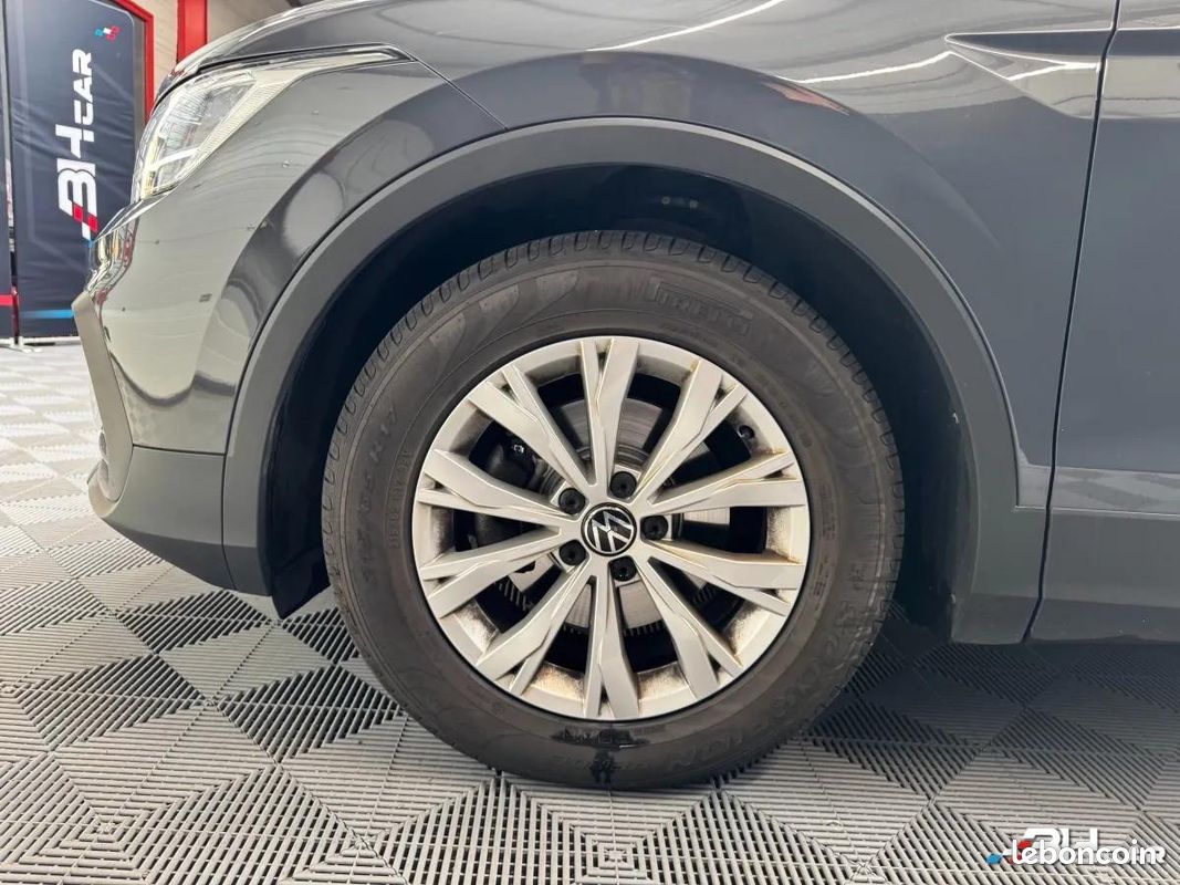 Volkswagen Tiguan 2.0 TDI 150ch BUSINESS DSG 7 / Attelage / (image 25)