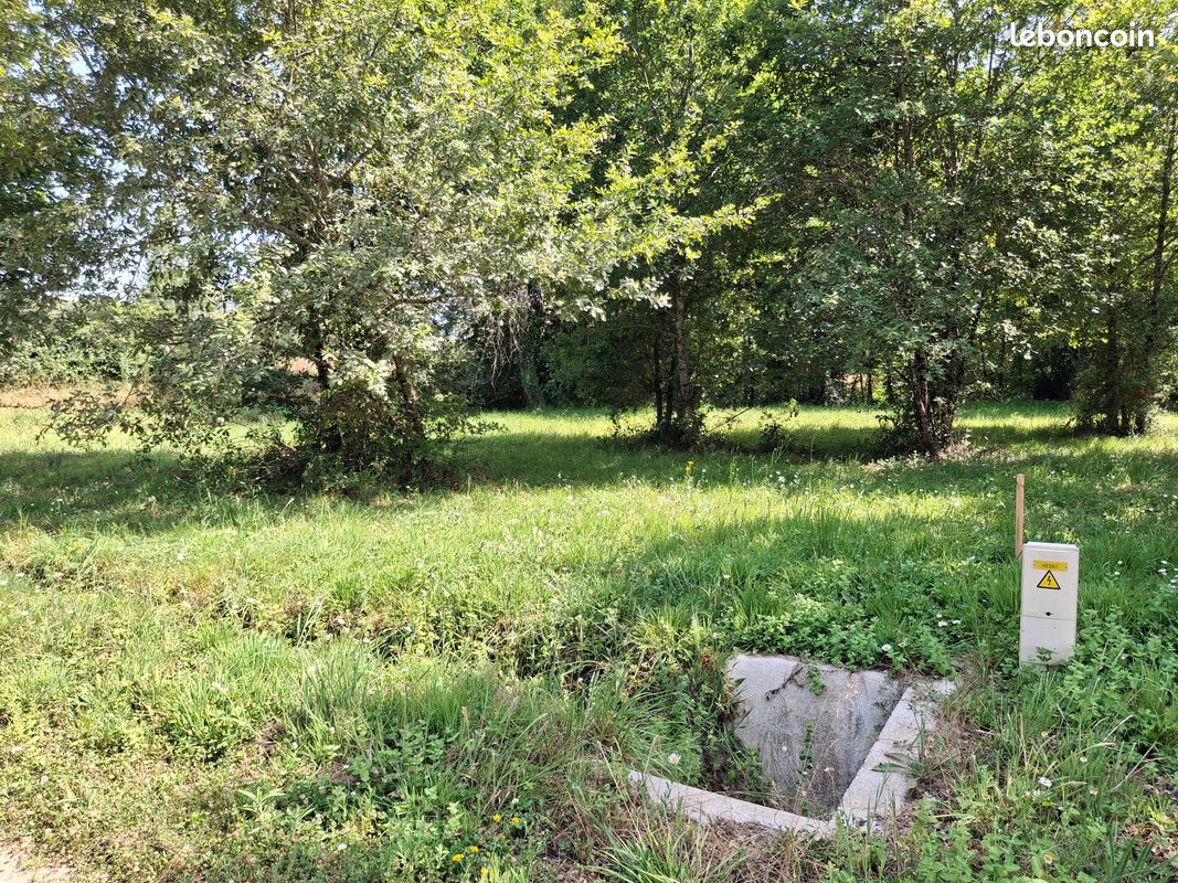Terrain 970 m² Casteljaloux · 40 100 €