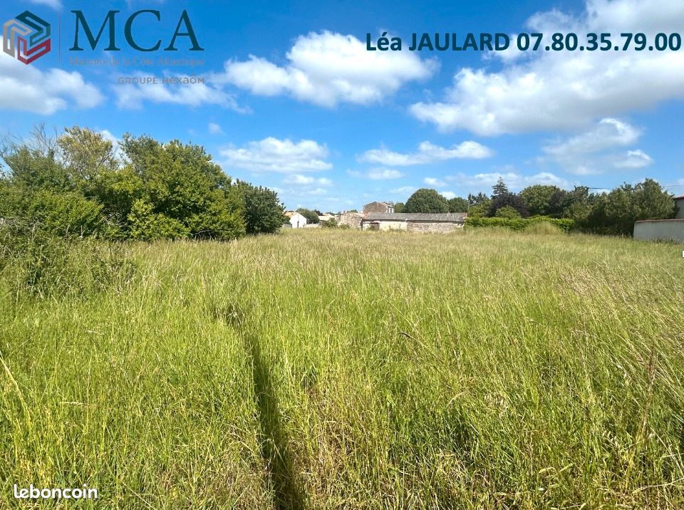 Terrain 930 m² Forges · 103 000 €