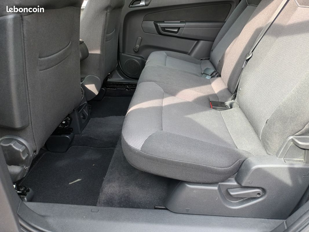 Opel zafira enjoy 1.7 cdti 7 places (image 9)