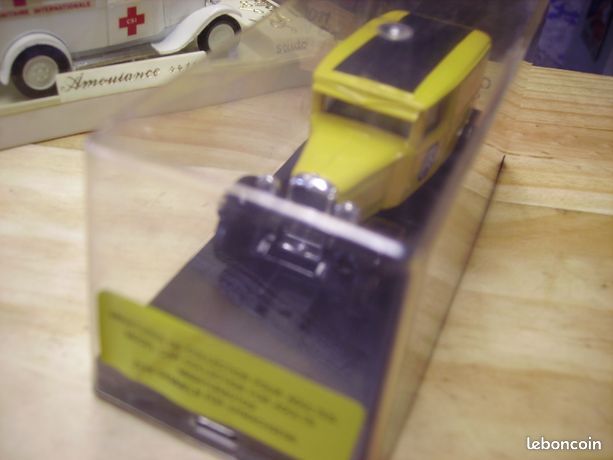 Jouet Ancien CITROEN C6 Limousine - Friction, échelle 1/25, André Citroën