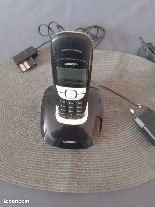 Téléphone de la logicom de couleur noir et blanc (image 6)