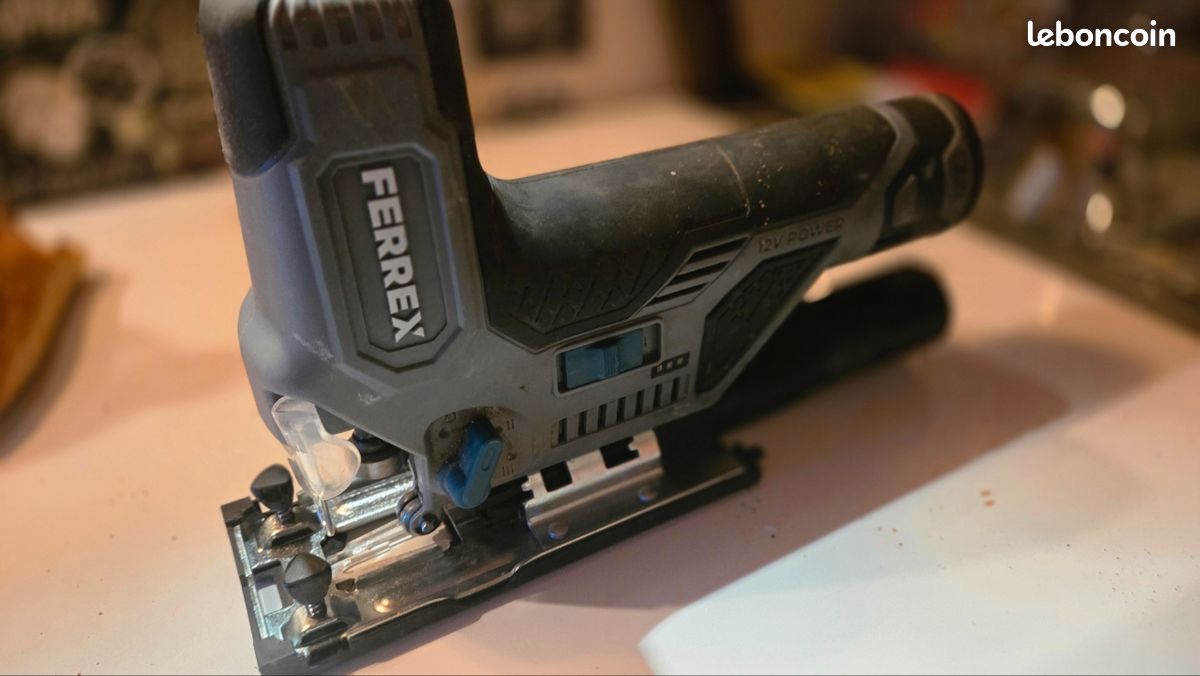 Qui Fabrique La Marque Ferrex
