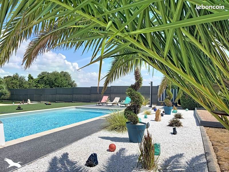Maison 5 pièces 120 m² · à Thénac · 120 m² · 350 592 €