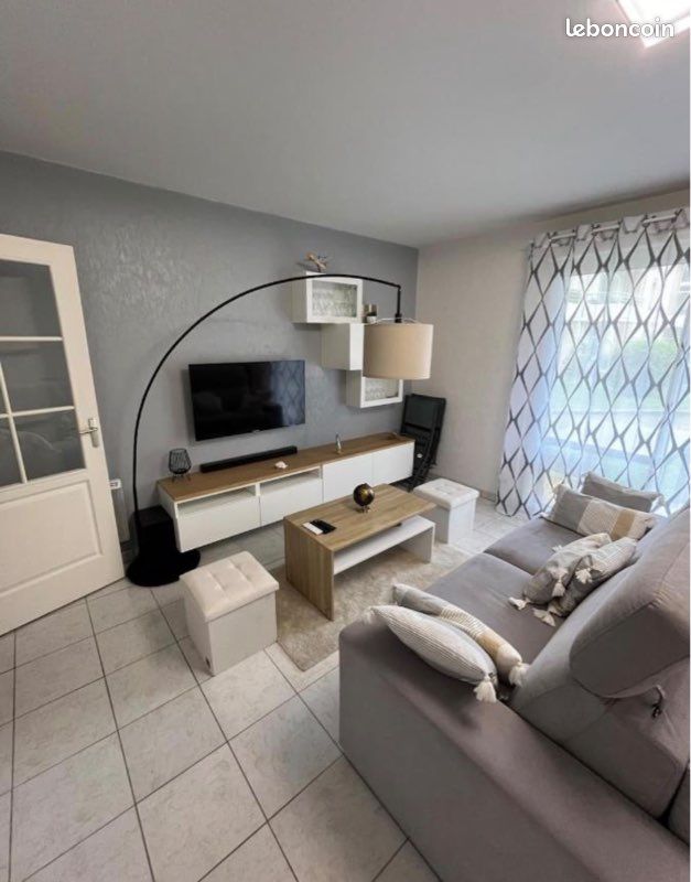 Appartement 2 pièces 48 m² · à Divonne-les-Bains · 48 m² · 1 100 €/mois