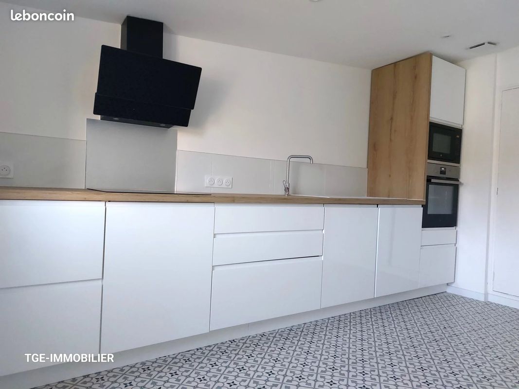 Maison 5 pièces 117 m² · à Six-Fours-les-Plages · 117 m² · 299 000 €
