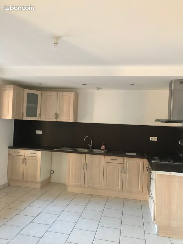 Maison 4 pièces 100 m² · à Alès · 100 m² · 1 100 €