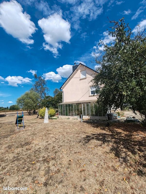 Maison 5 pièces 101 m² · à Bobital · 101 m² · 259 500 €