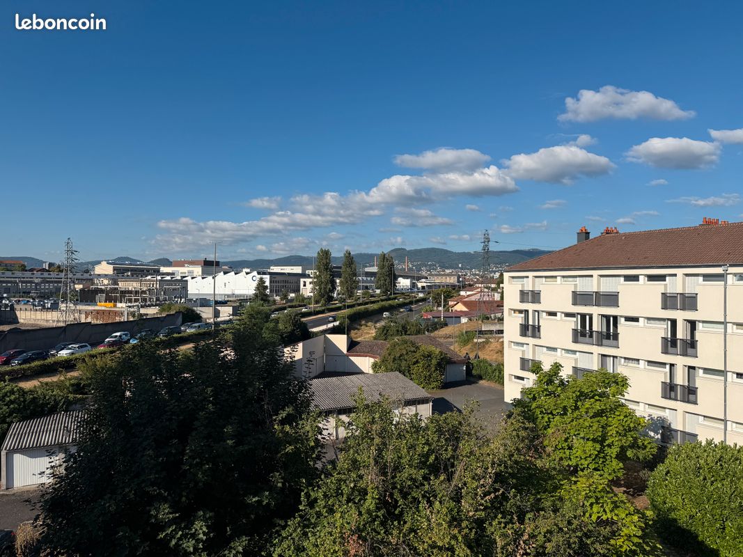 Appartement 4 pièces 66 m² · à Clermont-Ferrand · 66 m² · 79 000 €