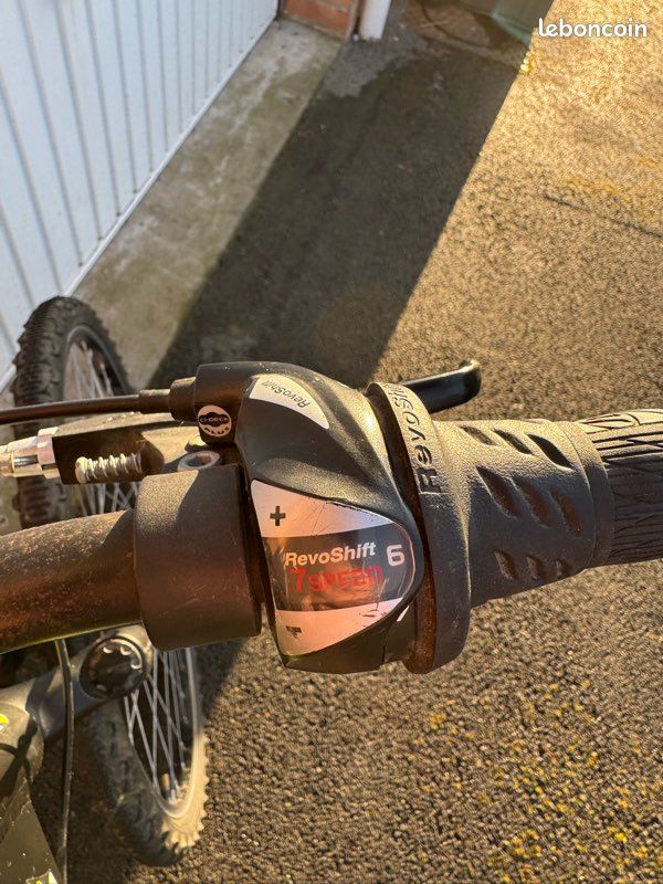 VTT Nakamura Cliff (image 7)