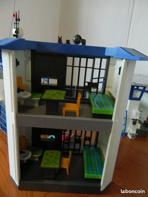 Commissariat de police playmobil 6919 (image 5)