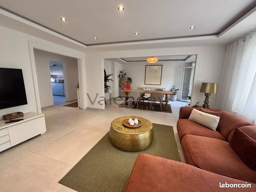 Appartement 5 pièces 106 m² · à Brunstatt-Didenheim · 106 m² · 242 000 €