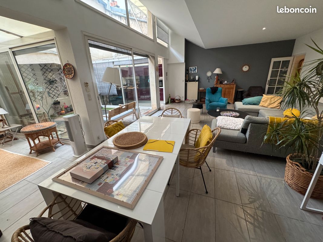 Appartement 3 pièces 105 m² · à Poitiers · 105 m² · 266 000 €