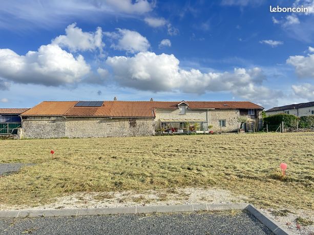 Terrain 777 m² Mansle-les-Fontaines