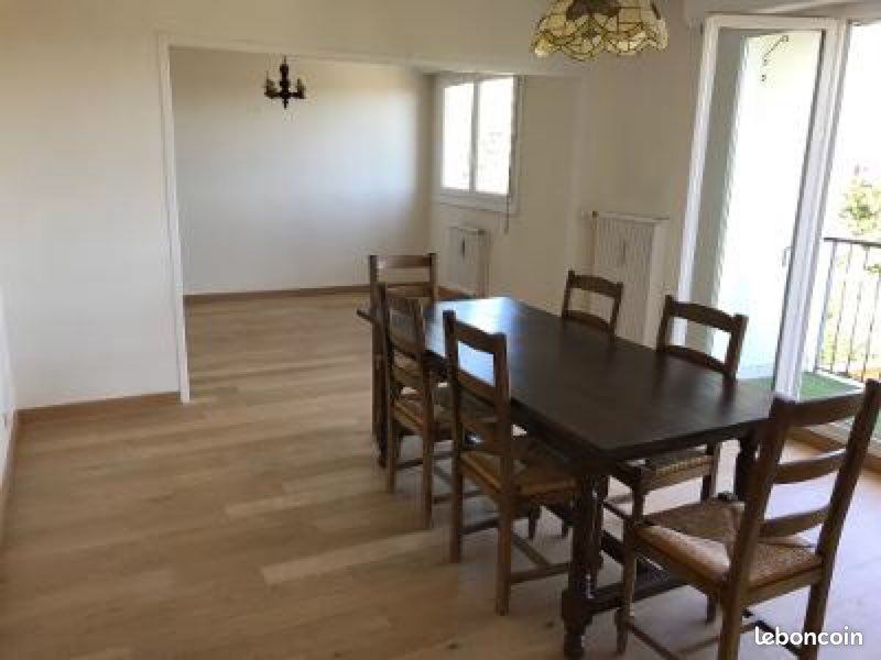 Appartement 5 pièces 84 m² · à Besançon · 84 m² · 1 050 €