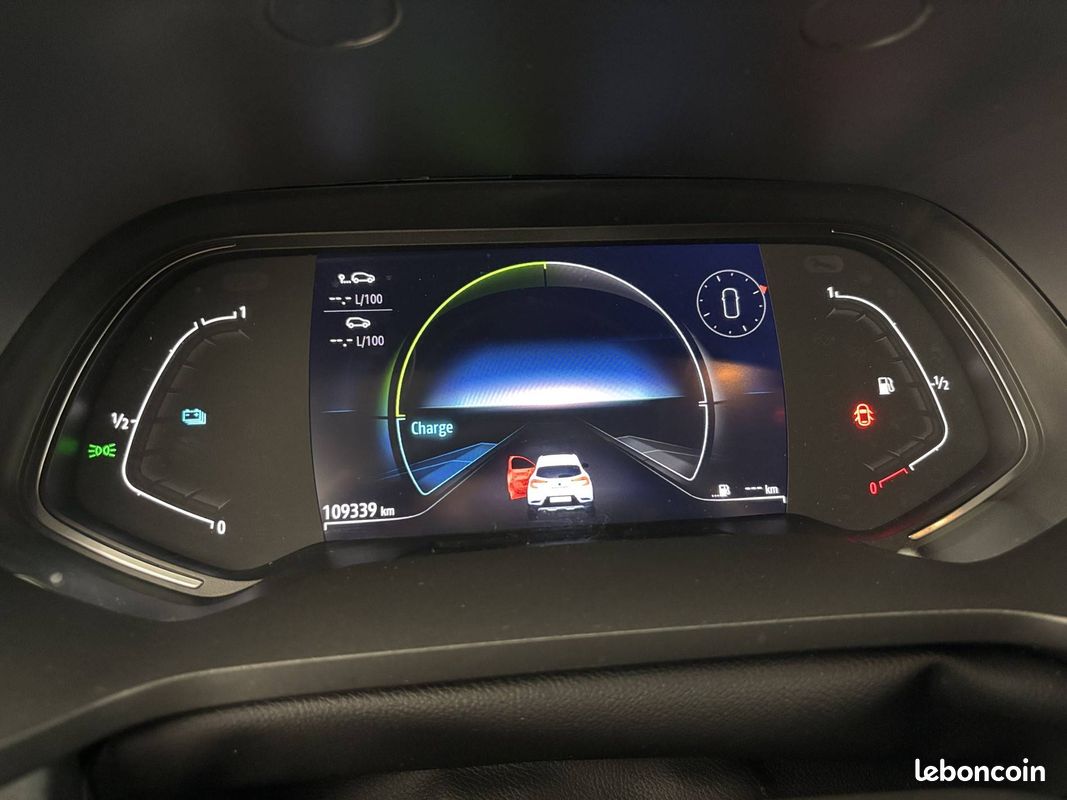 RENAULT Captur E-Tech full hybrid 145 Evolution (image 17)