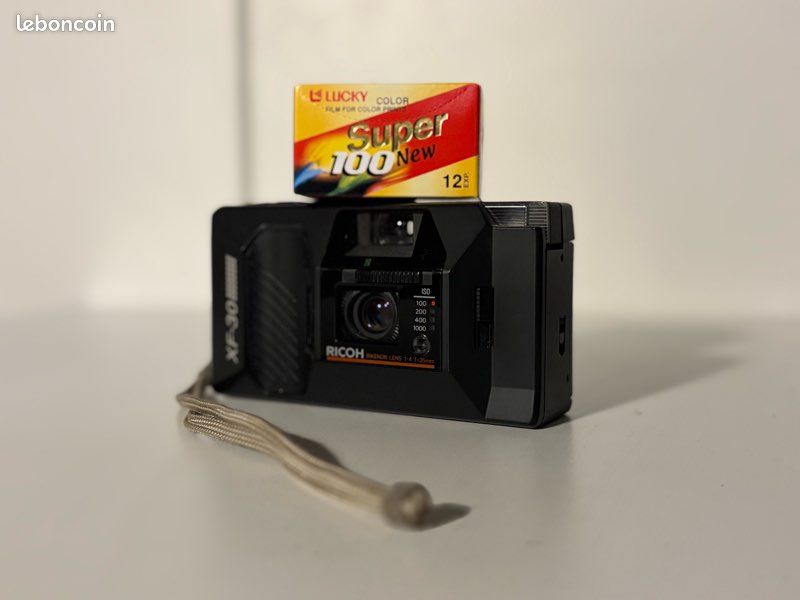 Appareil Photo Ricoh 35mm XF-30 – à Restaurer, Non Testé – Projet Collection