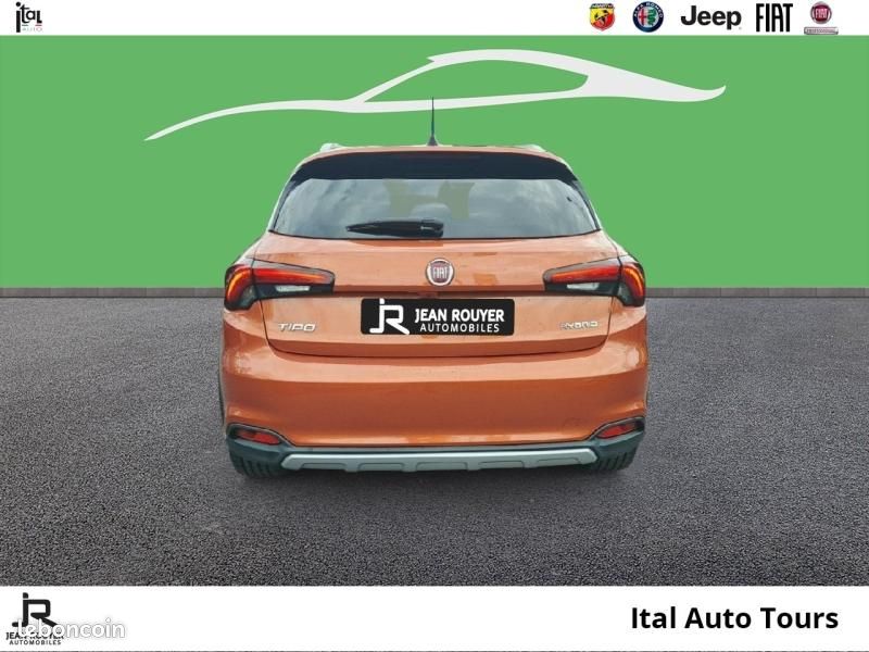 Fiat Tipo Cross 1.5 FireFly Turbo 130ch S/S Plus Hybrid DCT7 MY22 (image 5)