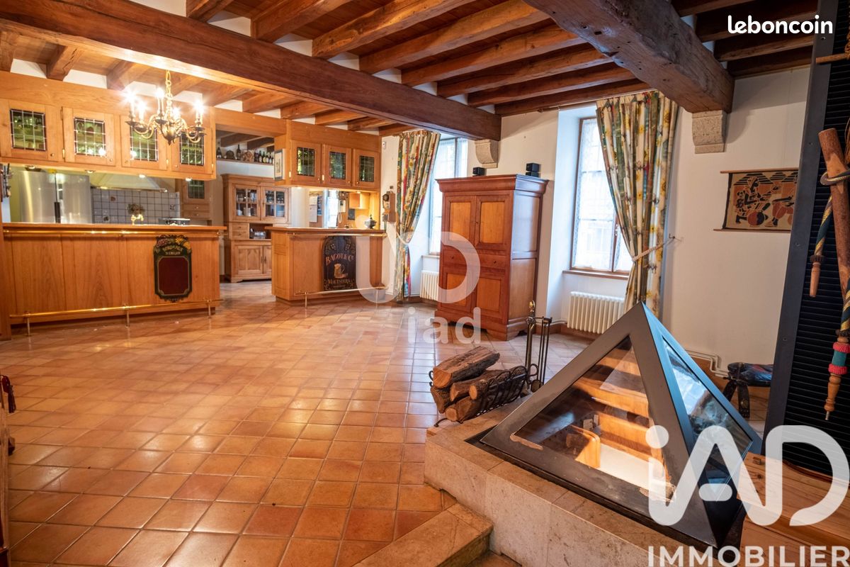 Maison 5 pièces 183 m² (image 1)