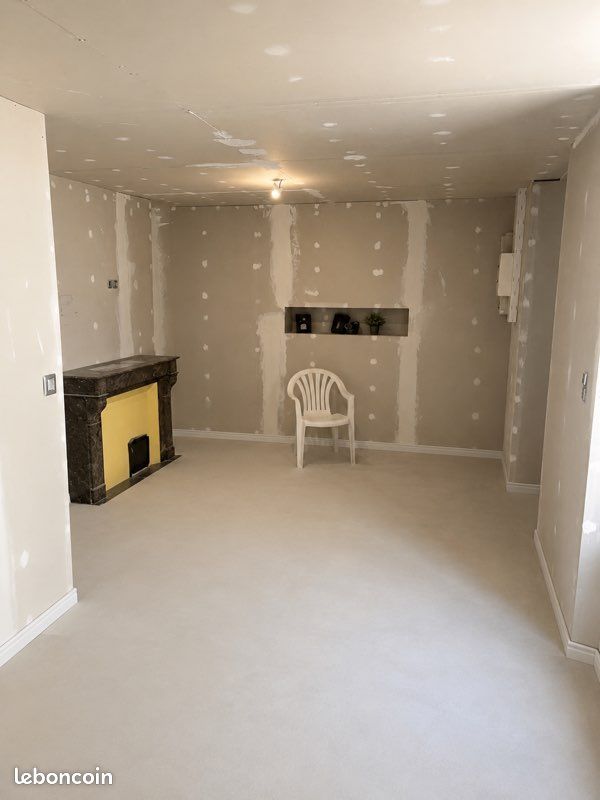 Maison 3 pièces 82 m² · à Vaas · 82 m² · 97 000 €