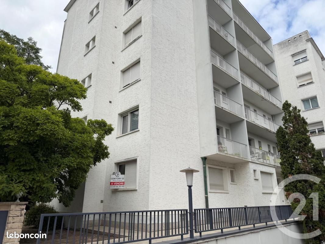 Appartement 6 pièces 203 m² · à Montigny-lès-Metz · 203 m² · 299 000 €