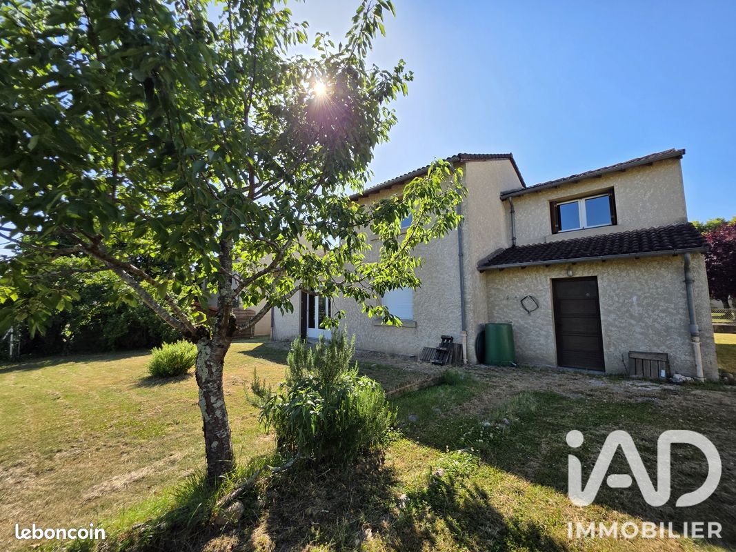 Maison 5 pièces 110 m² · à Bretenoux · 110 m² · 140 000 €