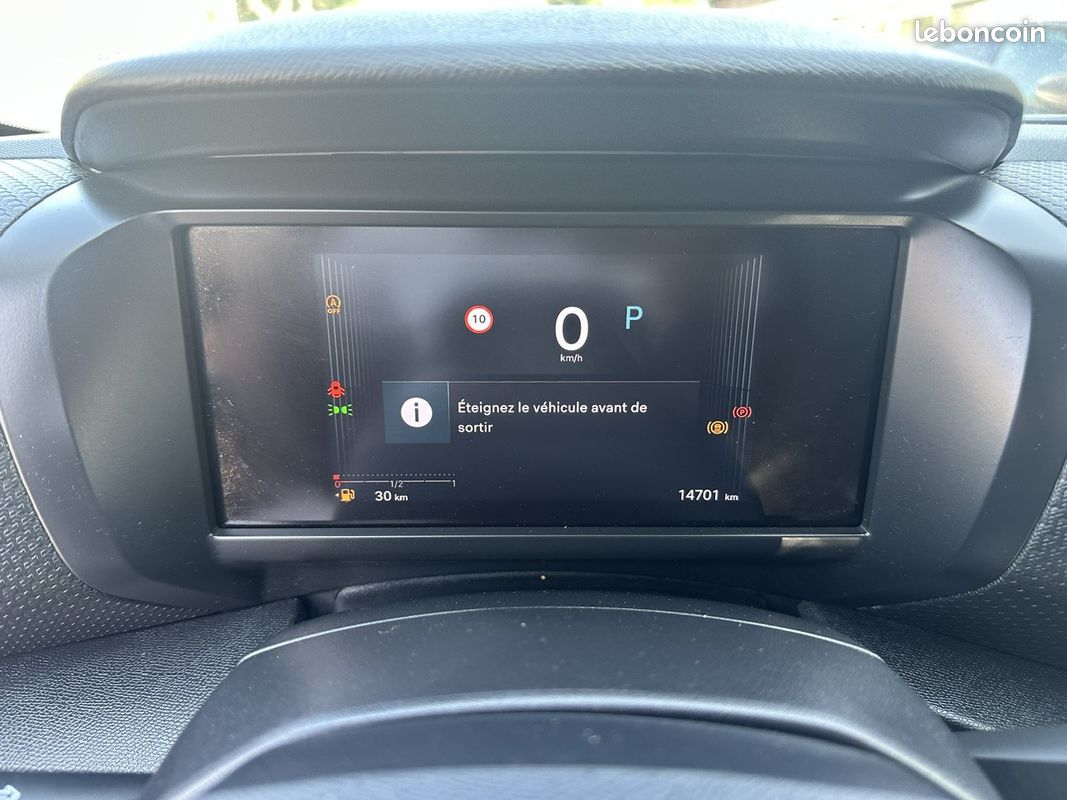 Citroën C4 Berline Plus 130 CV EAT8 Boite AUTO {GARANTIE CITROEN 04/2027 - CARPLAY - CAMERA} (image 25)