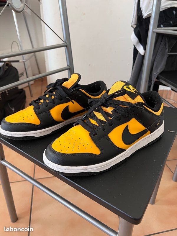 Nike dunk low (image 1)