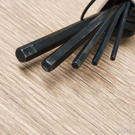 Jeu De 7 Clés Allen Ryobi - 2,5 à 10 Mm, Ergonomiques, Finition Anti-rouille - Pour Meubles, Bricolage, Montage