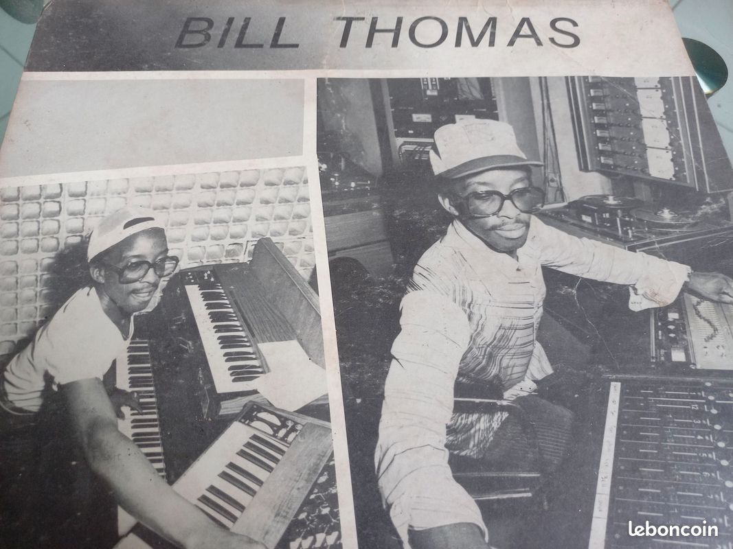 Loisir vend vinyl (image 16)