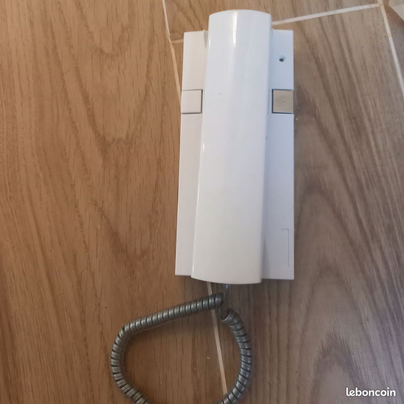 Combiné Comelit Basic – Interphone Audio, Neuf, Simple Et Efficace