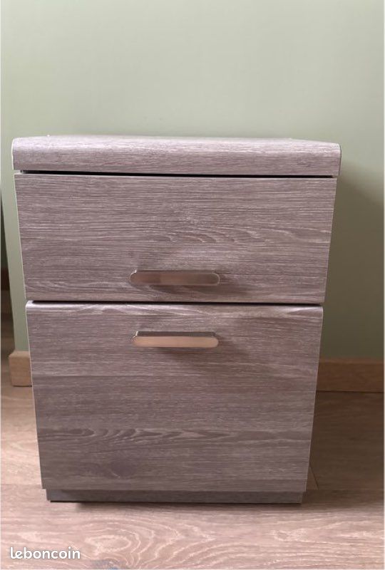 URGENT Table de chevet neuve haut de gamme – Chêne argenté – 2 tiroirs ✨ (image 1)