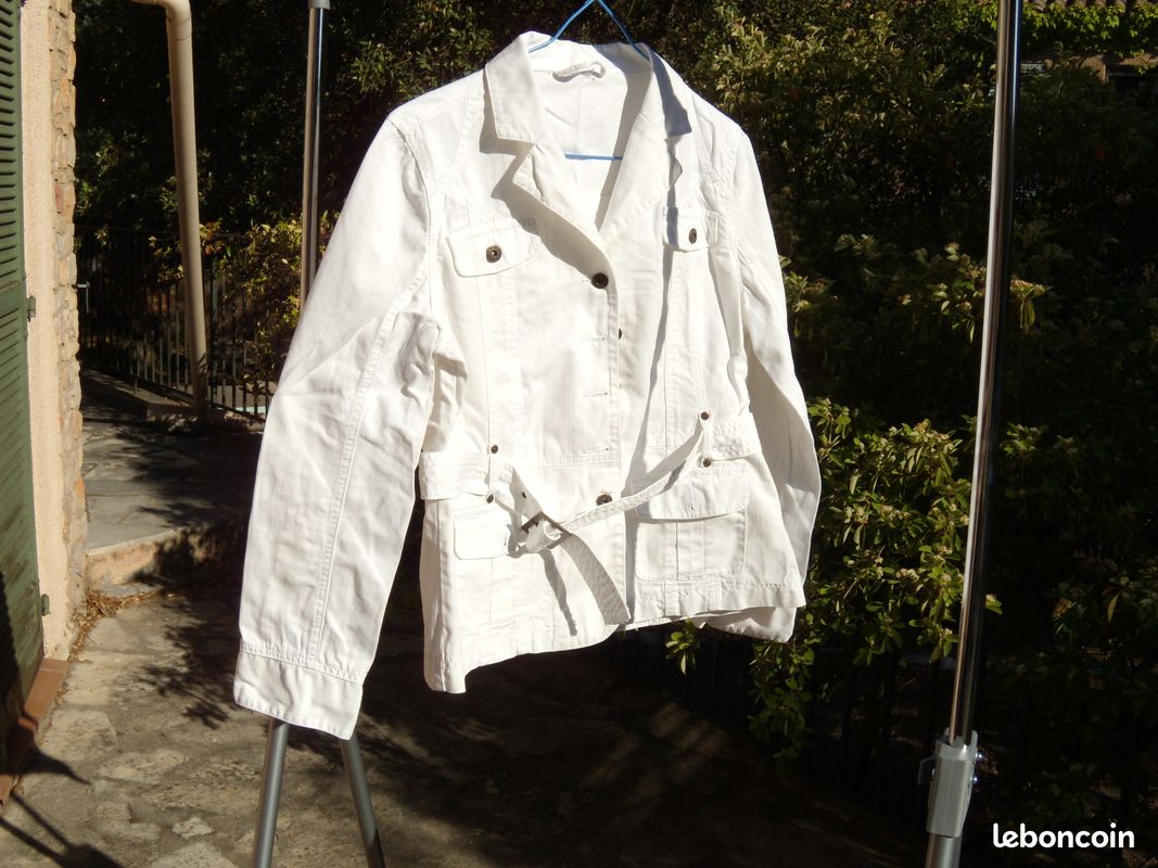Vêtements femme taille de 46 à 48 (image 1)