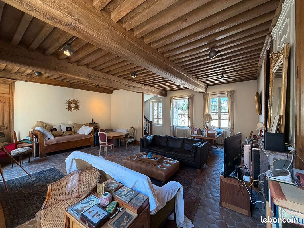 Maison 6 pièces 210 m² · à Beaune · 210 m² · 649 000 €